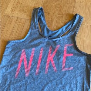 Nike workout tank